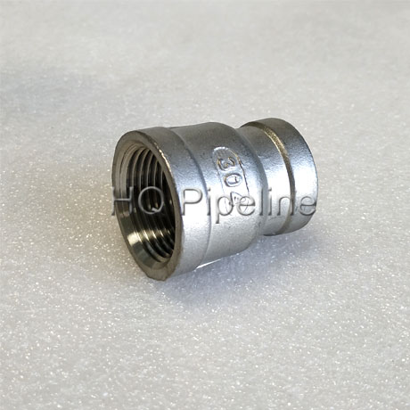 Stainless_Steel_Threaded_Fitting